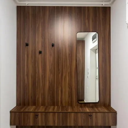 Ivory Concept 65 B Apartment *